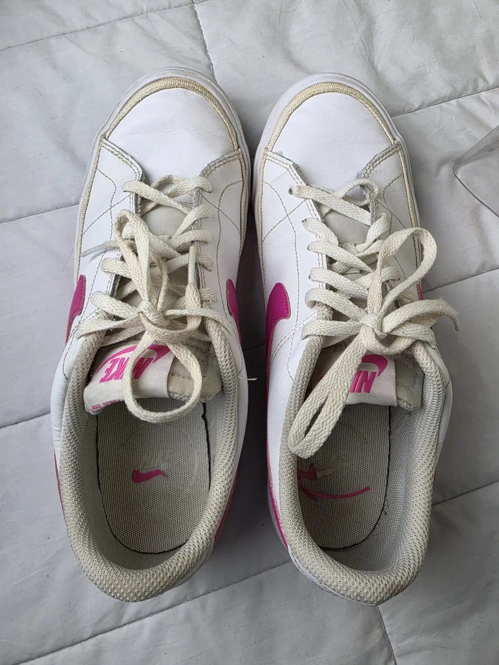 Nike Court Legacy Low Top Girls White/Pink Sneakers Size 7Y